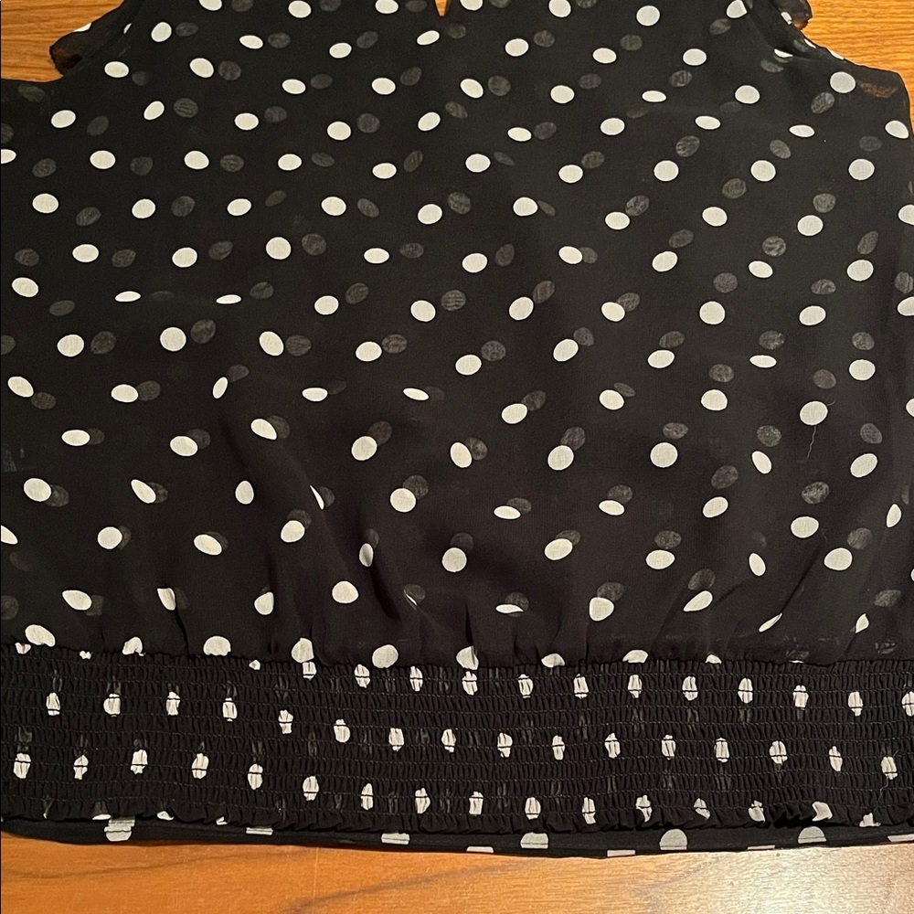 WHBM Black with White Polka Dots Sleeveless Ruffle Neck Top Size XS - Picture 9 of 11